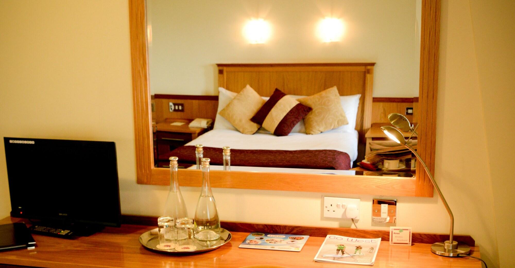 Bush Hotel County Leitrim Ngoại thất bức ảnh
